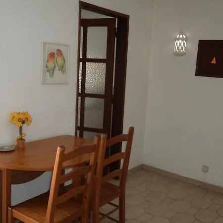 Apart Otel Rainha D. Leonor - Al